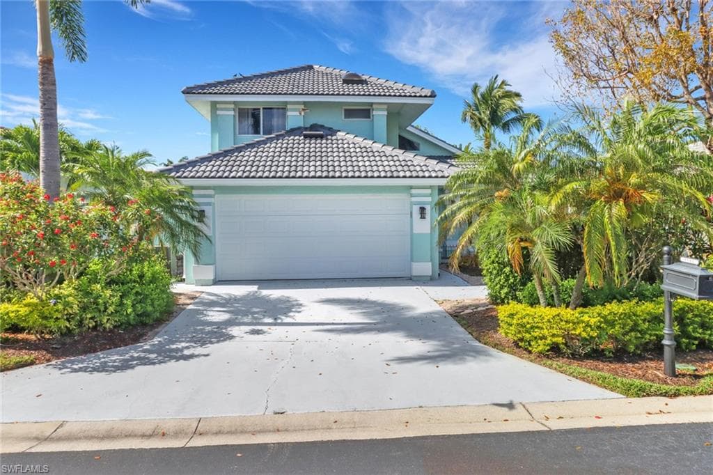 1145 Jardin Dr, Naples, FL 34104-2