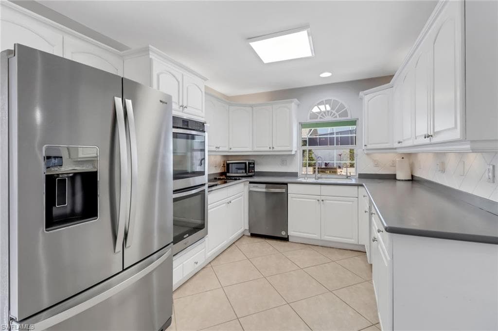 1145 Jardin Dr, Naples, FL 34104-6