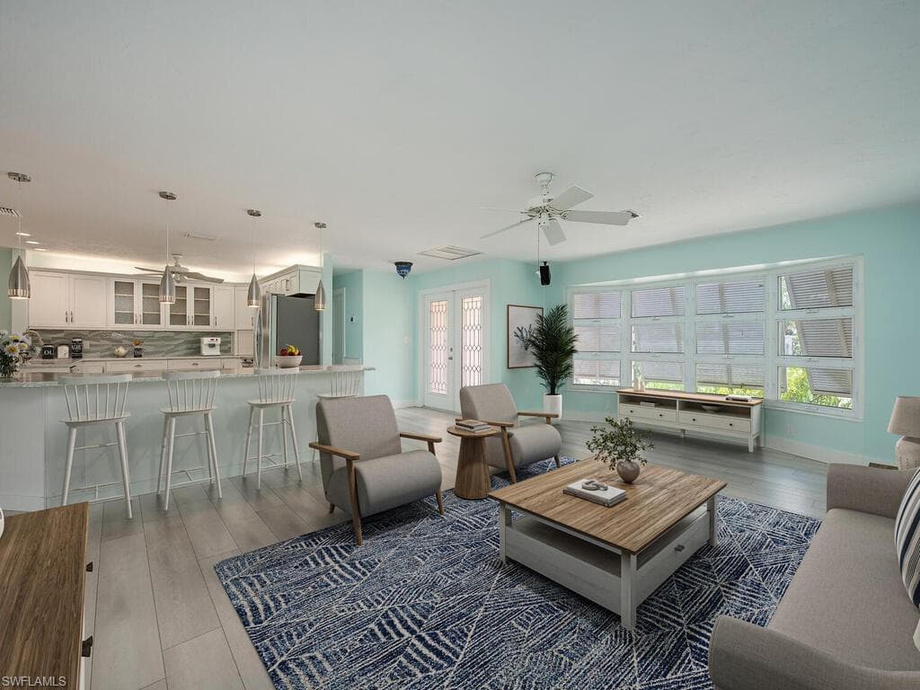 1486 13th Ave N, Naples, FL 34102-4