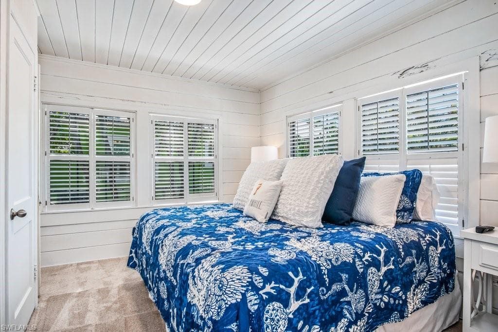 1012 Ridge St, Naples, FL 34103-18