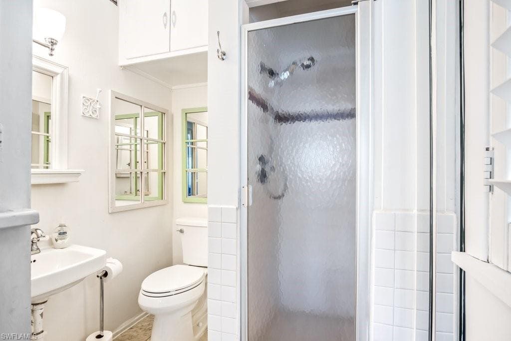 1012 Ridge St, Naples, FL 34103-21