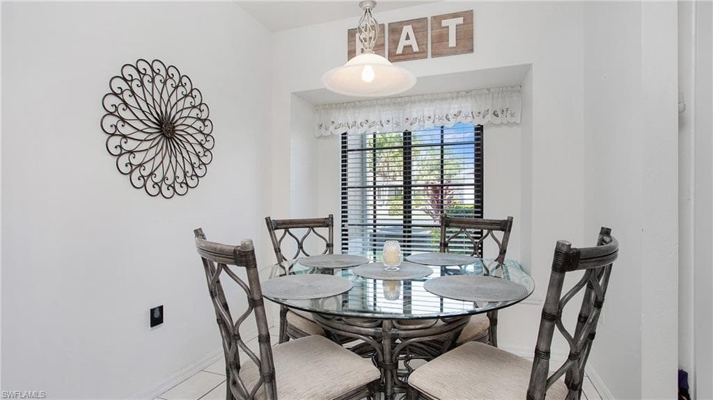 7805 Woodbrook Cir 3003, Naples, FL 34104-9