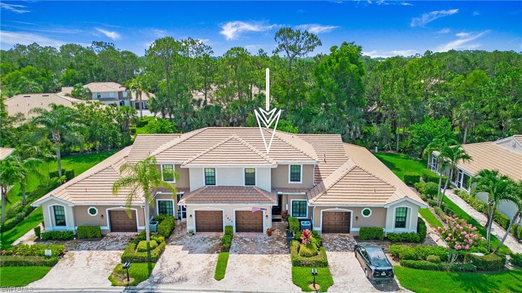 7805 Woodbrook Cir 3003, Naples, FL 34104-29