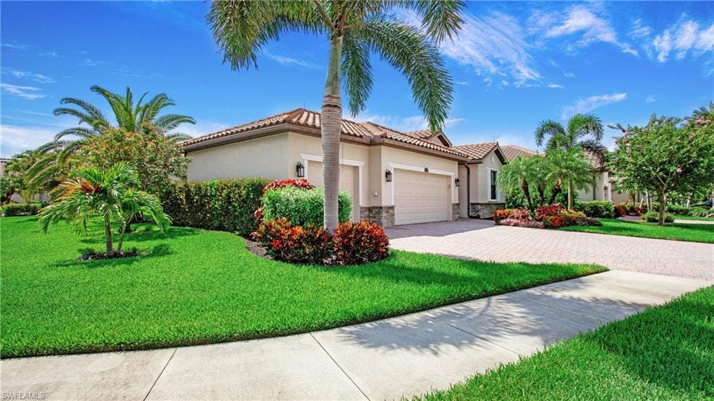 3668 Treasure Cove Ct, Naples, FL 34114-31