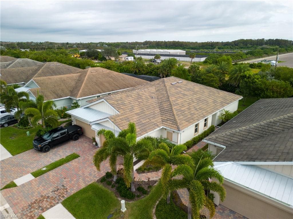 14727 Edgewater Cir, Naples, FL 34114-39