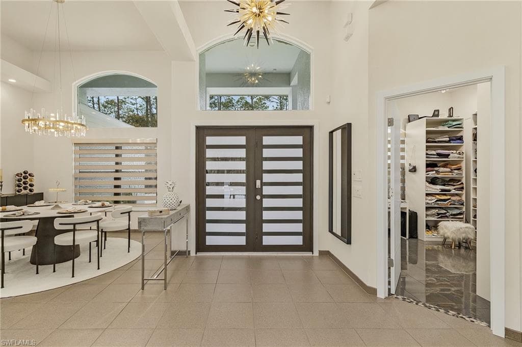 364 Logan Blvd S, Naples, FL 34119-9