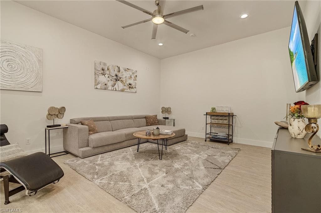 364 Logan Blvd S, Naples, FL 34119-18