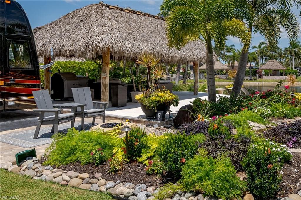 13464 Snook Cir, Naples, FL 34114-16
