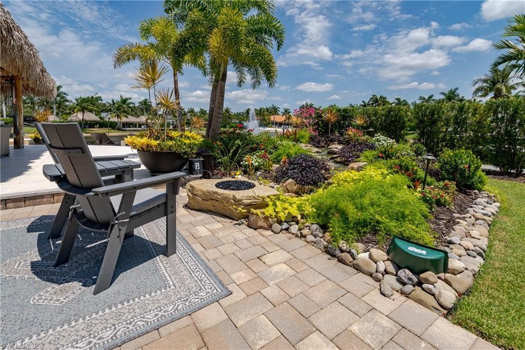 13464 Snook Cir, Naples, FL 34114-17