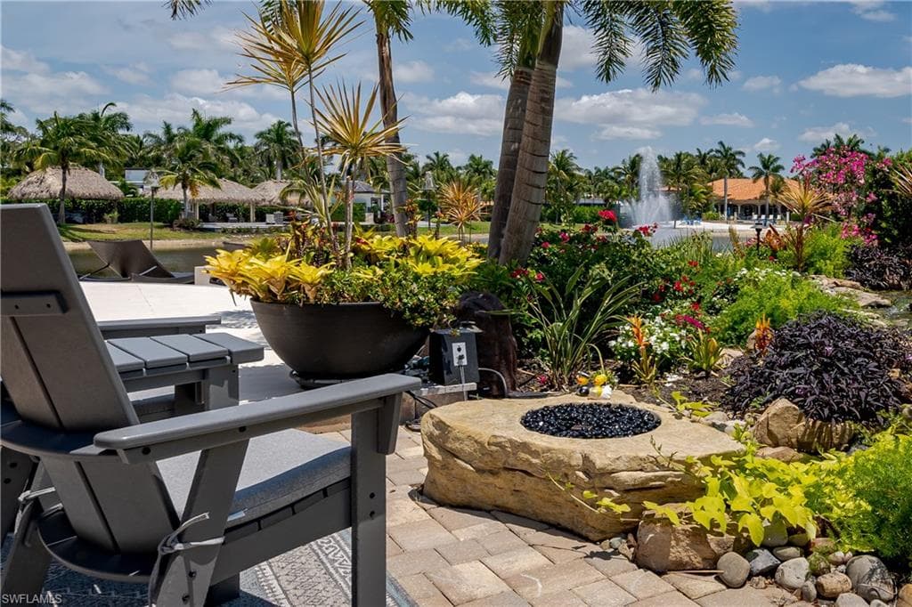 13464 Snook Cir, Naples, FL 34114-18