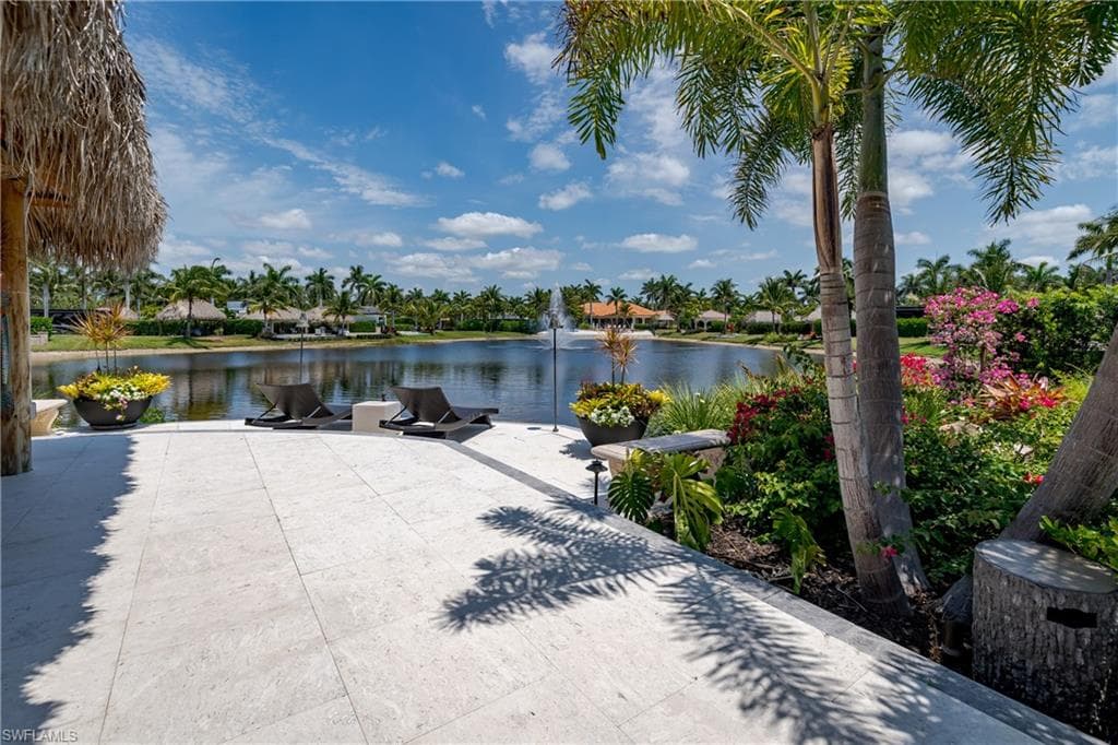 13464 Snook Cir, Naples, FL 34114-3