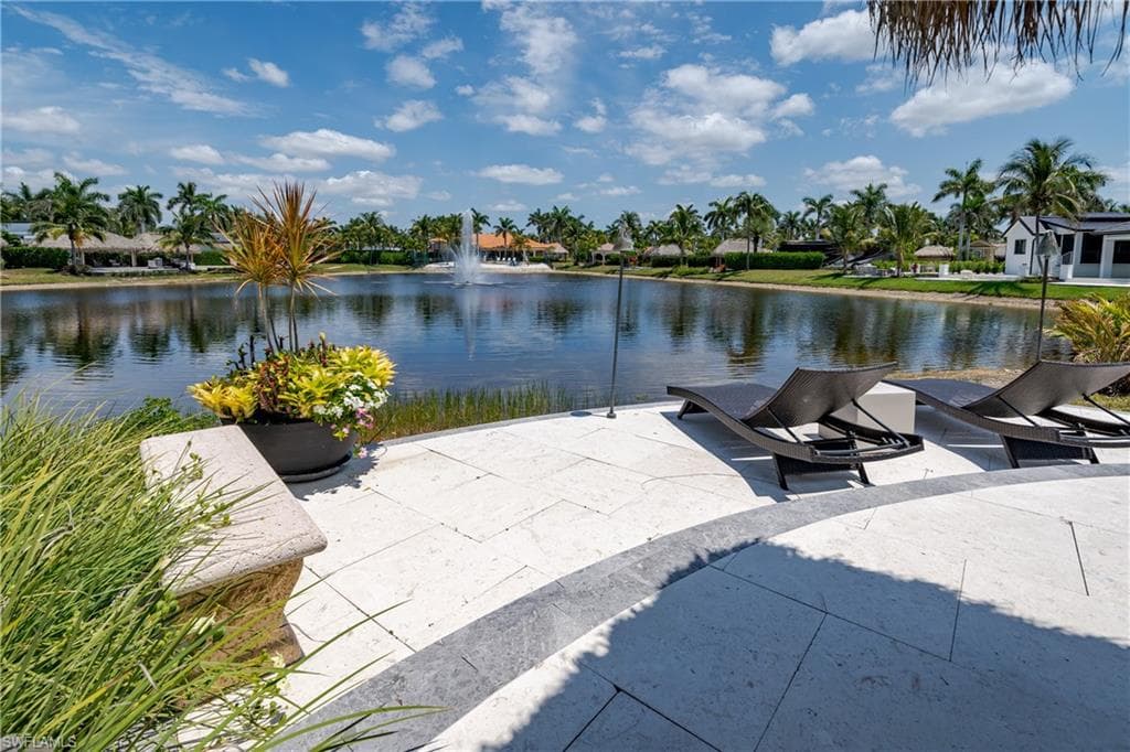 13464 Snook Cir, Naples, FL 34114-5