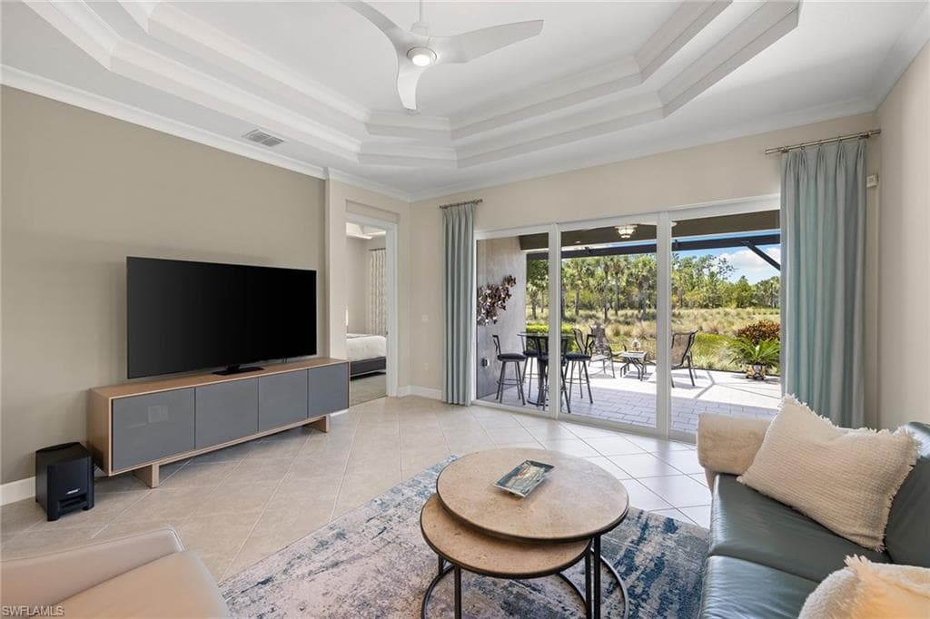 6912 Cay Ct, Naples, FL 34113-15