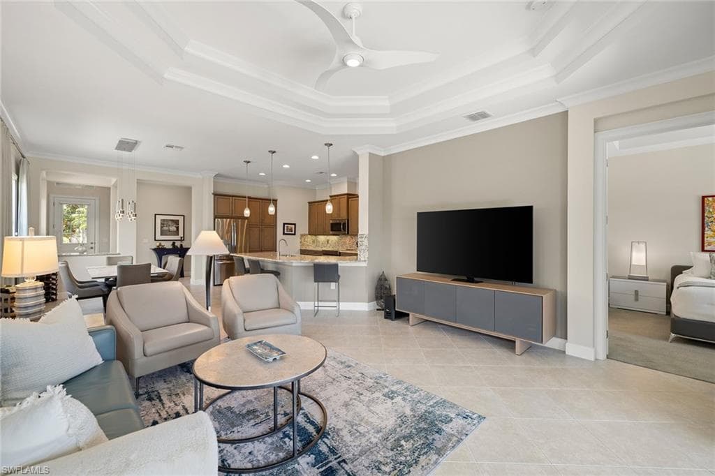 6912 Cay Ct, Naples, FL 34113-19