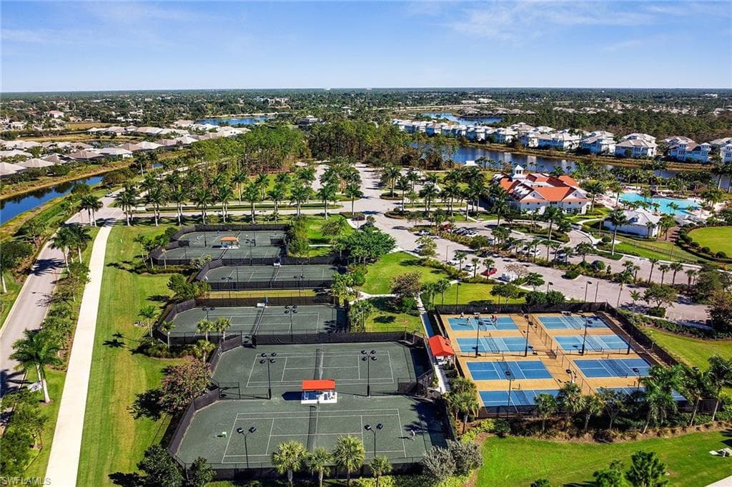 6912 Cay Ct, Naples, FL 34113-44