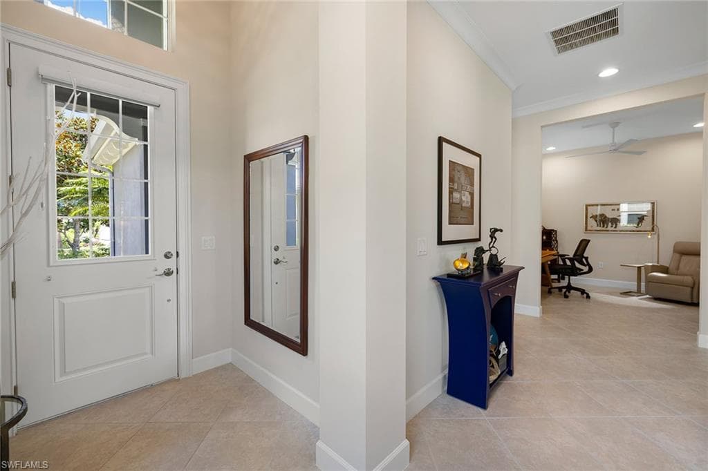 6912 Cay Ct, Naples, FL 34113-4