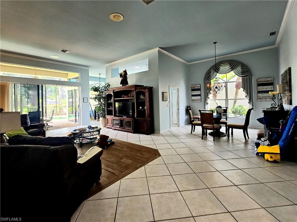 19343 Silver Oak Dr, Estero, FL 33967-10