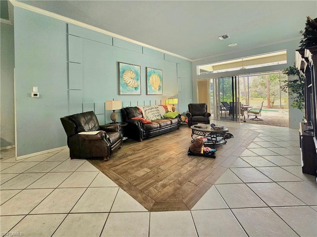 19343 Silver Oak Dr, Estero, FL 33967-16