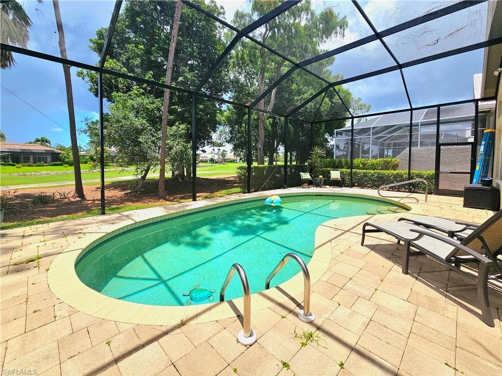 19343 Silver Oak Dr, Estero, FL 33967-2