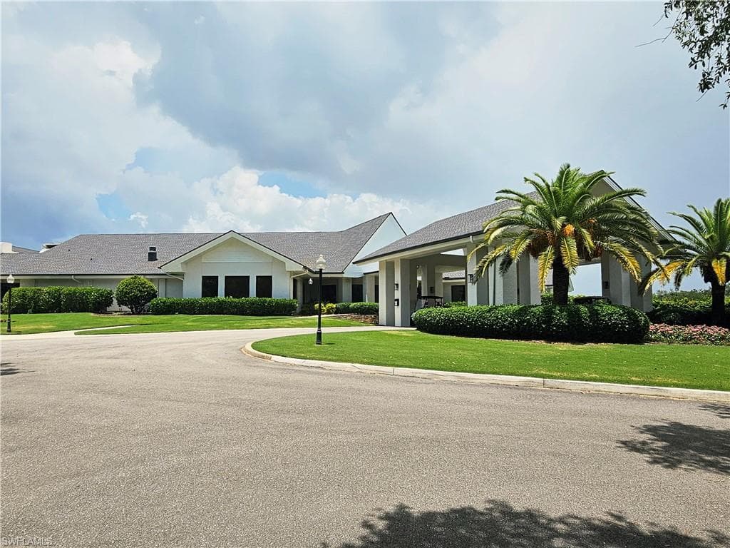 19343 Silver Oak Dr, Estero, FL 33967-38