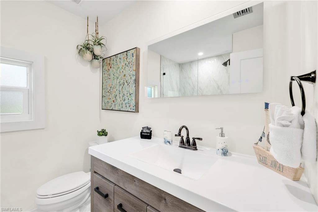 3420 Balboa Cir W, Naples, FL 34105-20