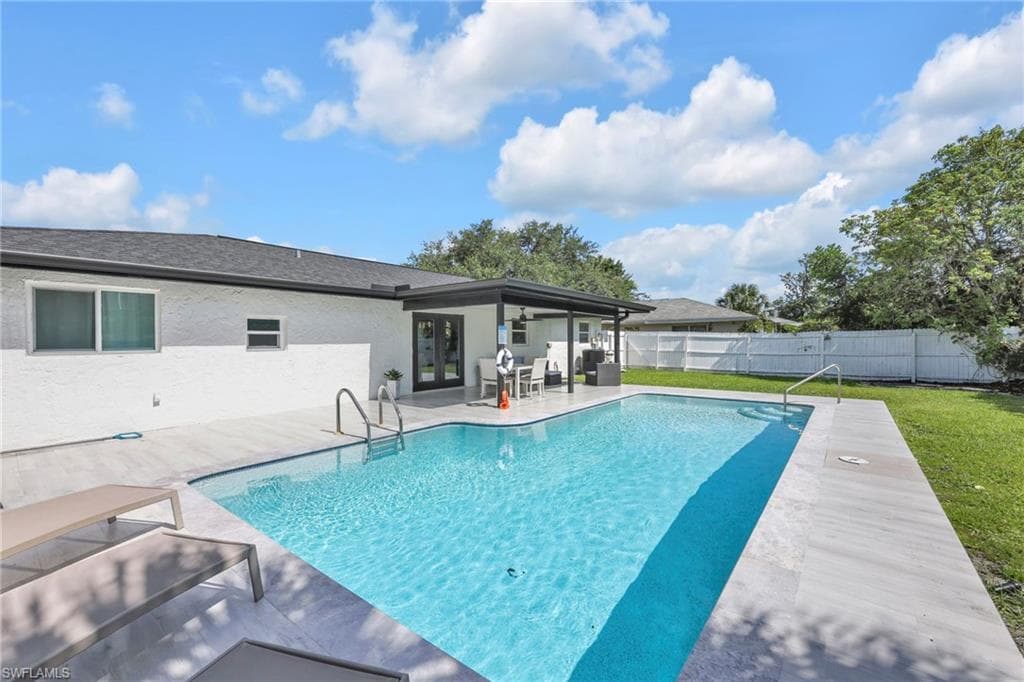 3420 Balboa Cir W, Naples, FL 34105-29