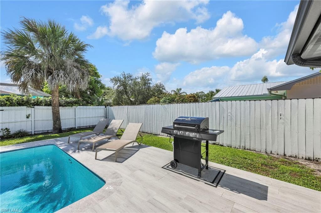 3420 Balboa Cir W, Naples, FL 34105-31