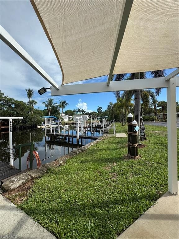 1003 Pine Dr 271, Naples, FL 34114-10