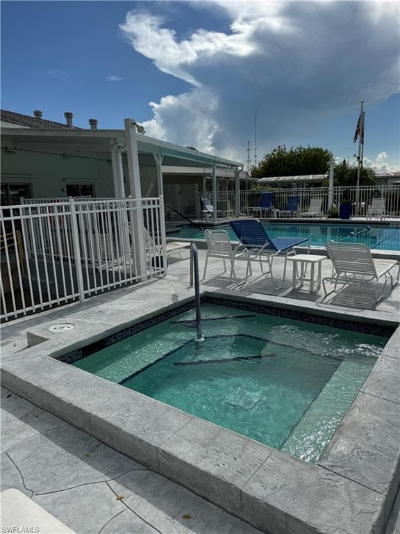 1003 Pine Dr 271, Naples, FL 34114-17