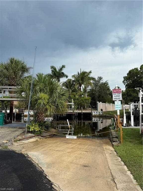 1003 Pine Dr 271, Naples, FL 34114-7