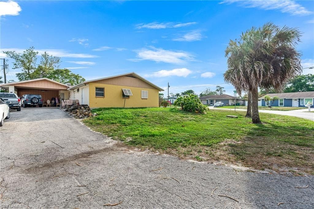 2200 50th St SW, Naples, FL 34116-11