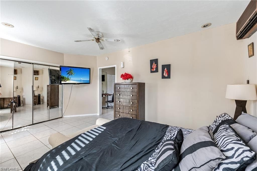 2200 50th St SW, Naples, FL 34116-26