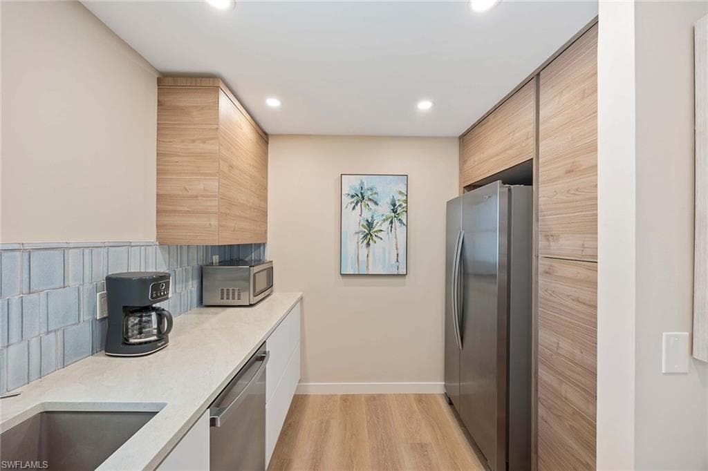 208 Bob O Link Way 208a, Naples, FL 34105-10