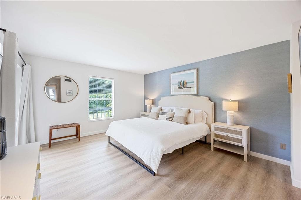 208 Bob O Link Way 208a, Naples, FL 34105-16