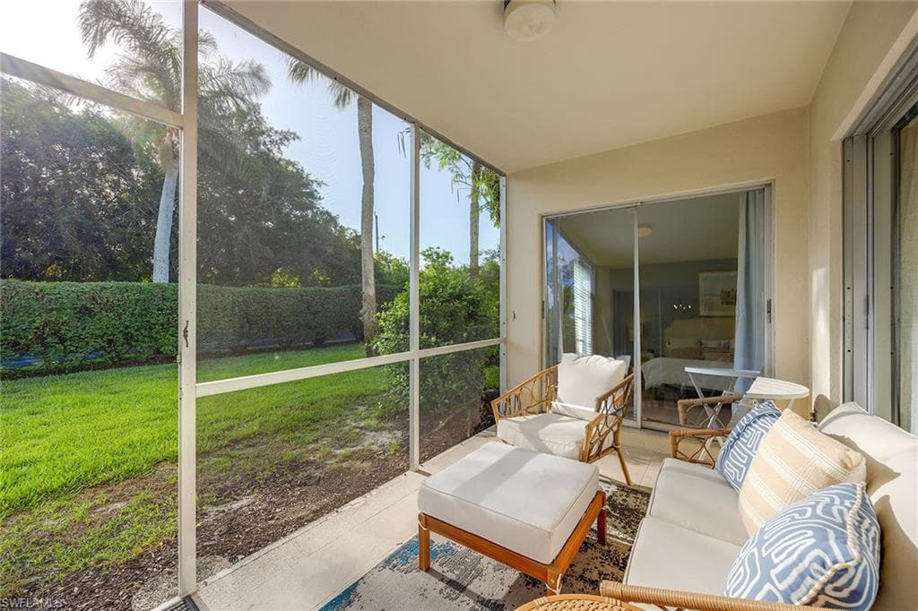 208 Bob O Link Way 208a, Naples, FL 34105-23