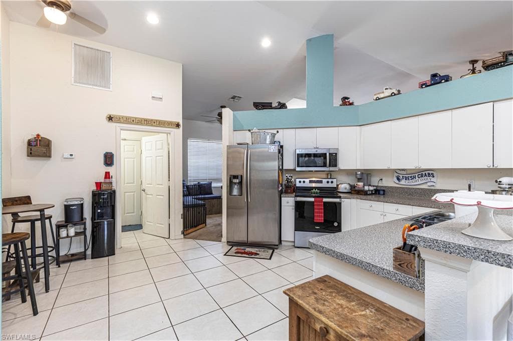 1957 19th St SW, Naples, FL 34117-11