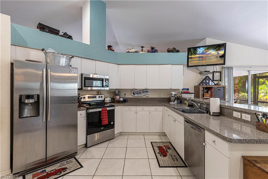 1957 19th St SW, Naples, FL 34117-16