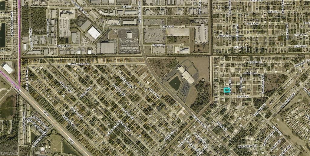 2130 + 2132 Wilson Rd, Lehigh Acres, FL 33973-1