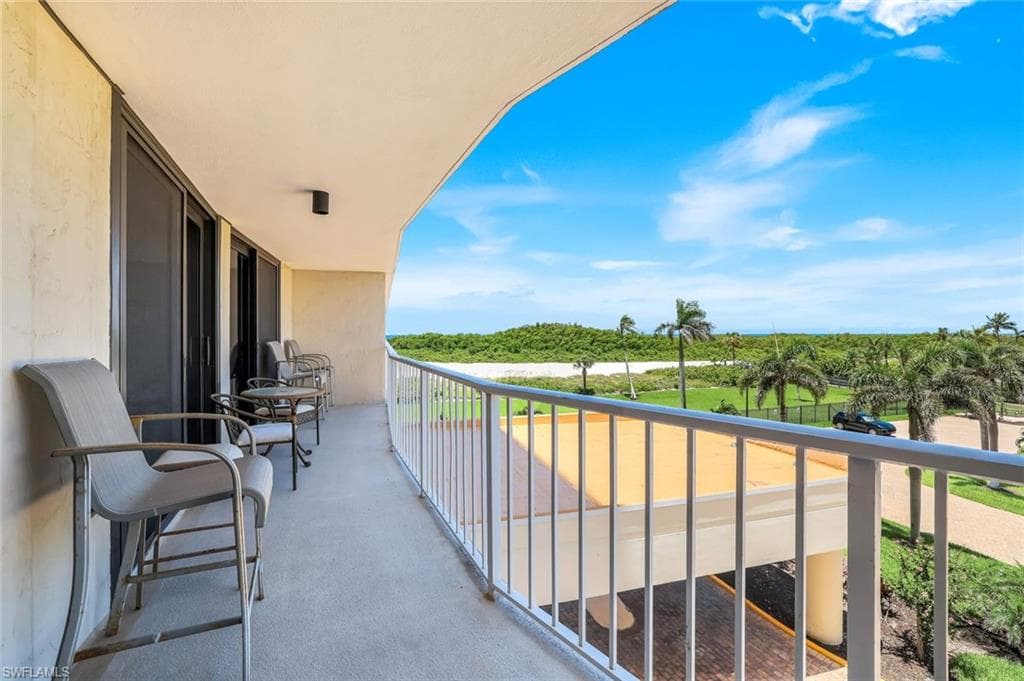 320 Seaview Ct 2-308, Marco Island, FL 34145-1