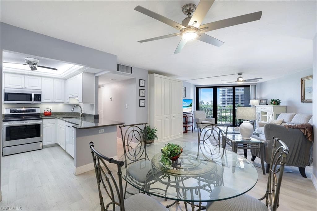 320 Seaview Ct 2-308, Marco Island, FL 34145-4