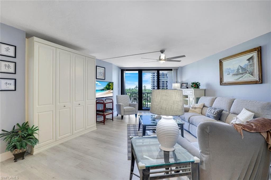 320 Seaview Ct 2-308, Marco Island, FL 34145-5
