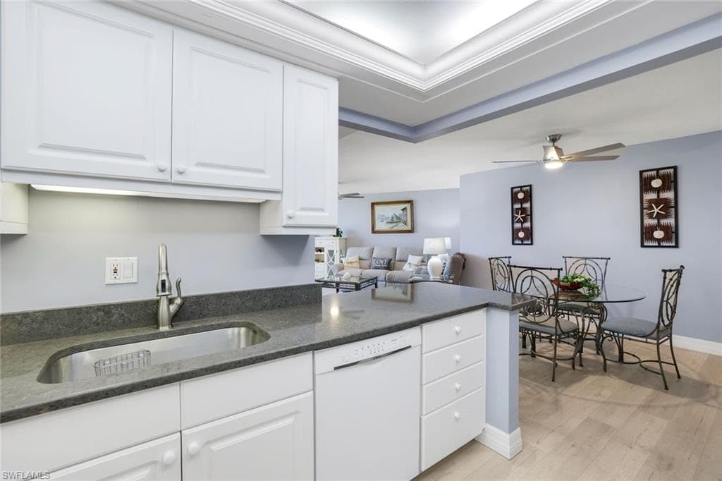 320 Seaview Ct 2-308, Marco Island, FL 34145-7