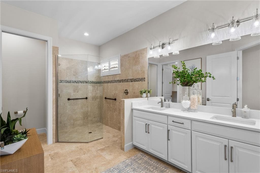 8834 Vaccaro Ct, Naples, FL 34119-23