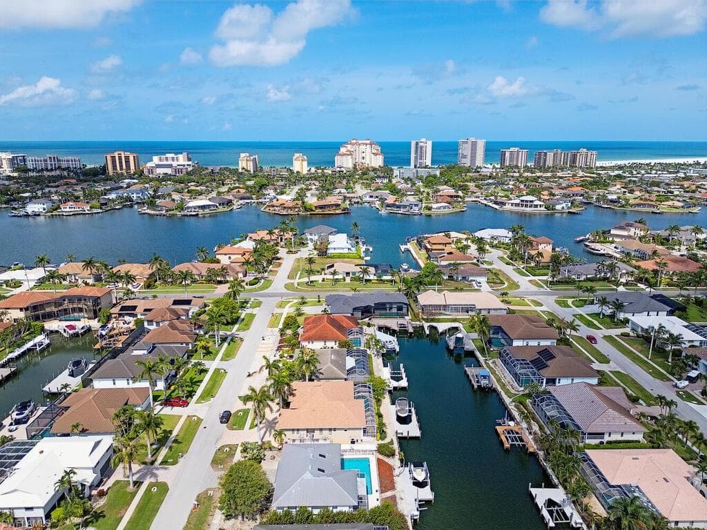 1132 Bond Ct, Marco Island, FL 34145-3