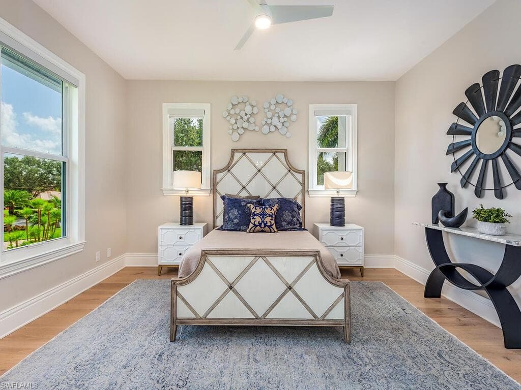 9129 The Ln, Naples, FL 34109-15