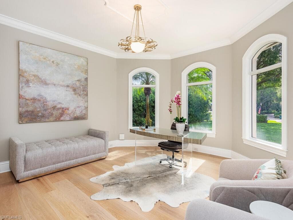 9129 The Ln, Naples, FL 34109-18