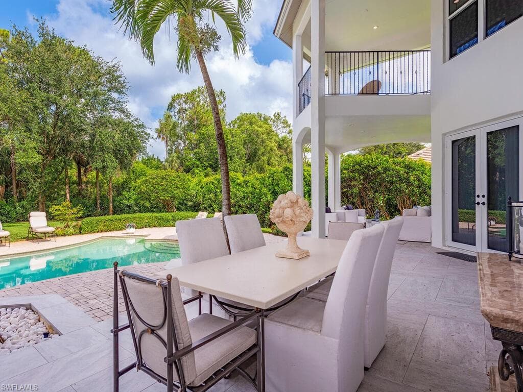 9129 The Ln, Naples, FL 34109-22