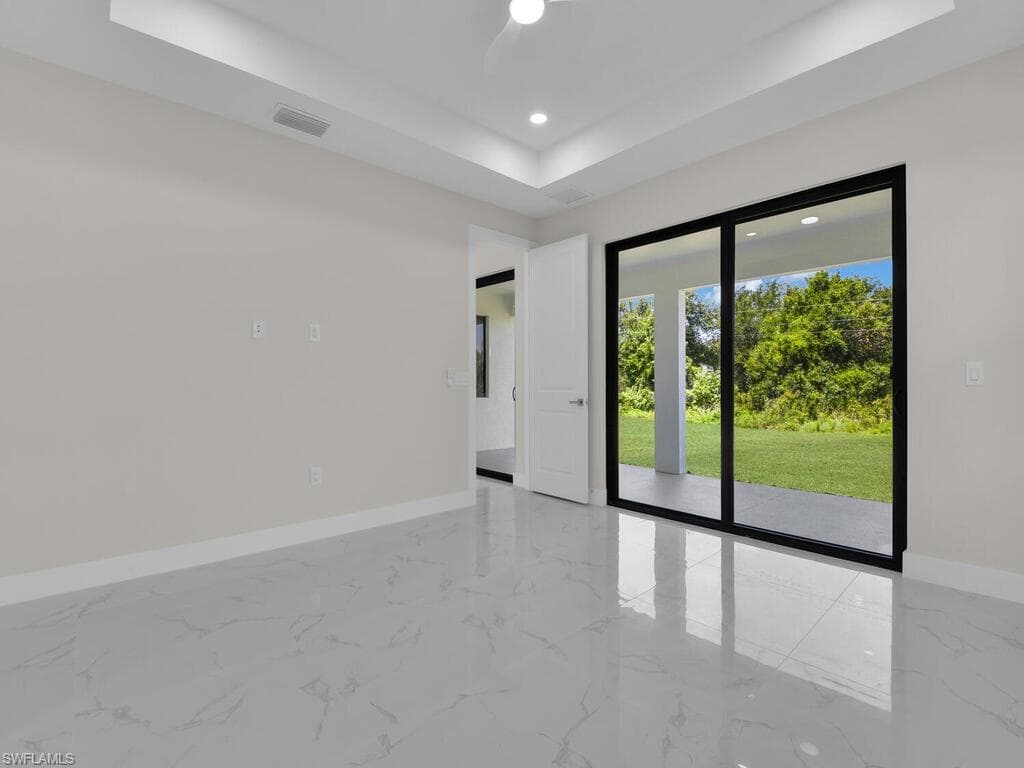 503 Lincoln Blvd, Lehigh Acres, FL 33936-18