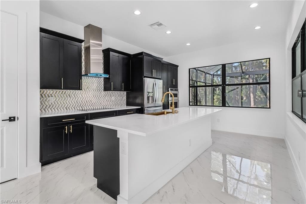 491 9th St SW, Naples, FL 34117-18