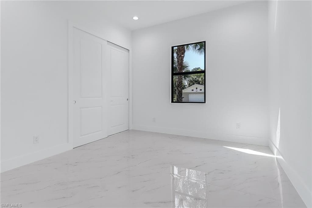 491 9th St SW, Naples, FL 34117-37